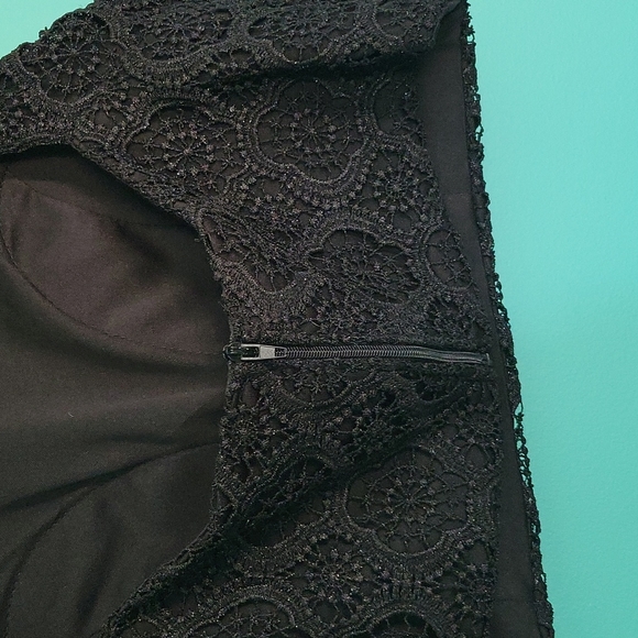 Sequin Hearts Open Back Knit Top - Picture 7 of 7